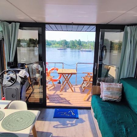 דירות ורוצלב Houseboat Water Boy Apartament Plywajacy Dom Na Wodzie Lodz מראה חיצוני תמונה