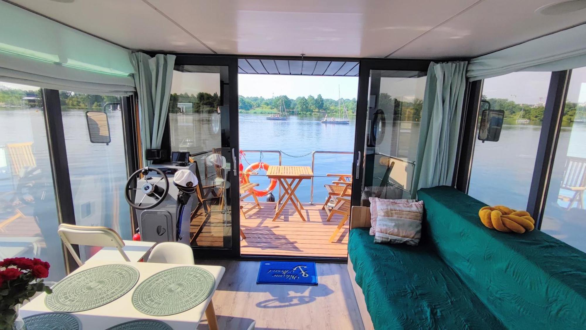 דירות ורוצלב Houseboat Water Boy Apartament Plywajacy Dom Na Wodzie Lodz מראה חיצוני תמונה