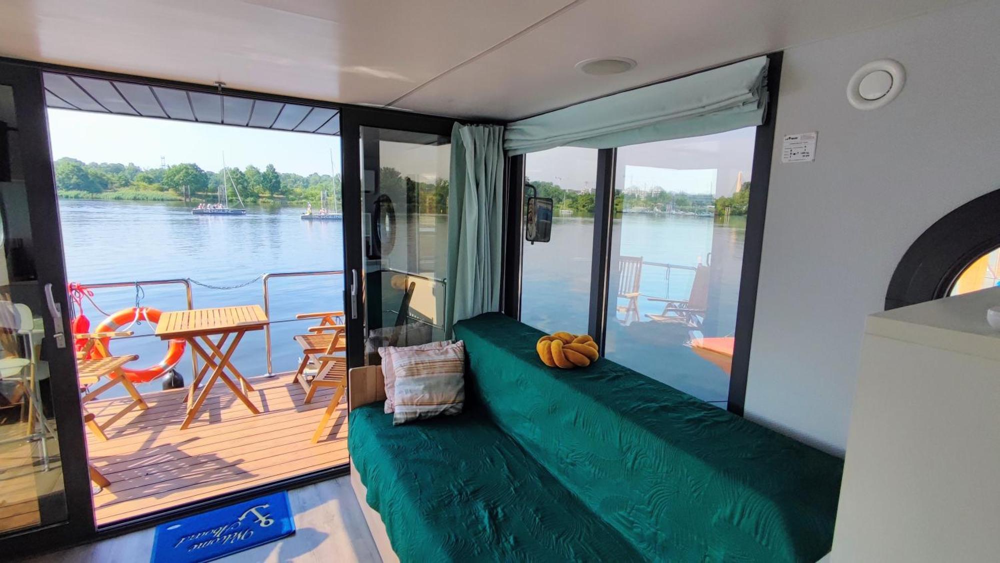דירות ורוצלב Houseboat Water Boy Apartament Plywajacy Dom Na Wodzie Lodz מראה חיצוני תמונה